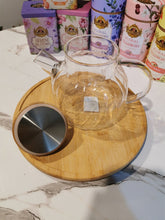 Load image into Gallery viewer, Glass Teapot with Bamboo Lid &amp; Built-in Strainer 1 litre