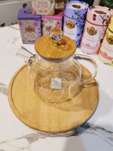 Load image into Gallery viewer, Glass Teapot with Bamboo Lid &amp; Built-in Strainer 1 litre